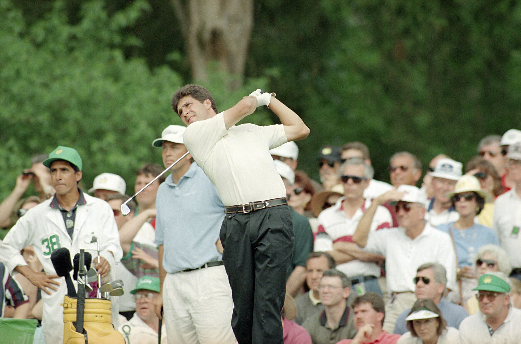 1994: Jose Maria Olazabal's Masters win is 6th in 7 years by non-American